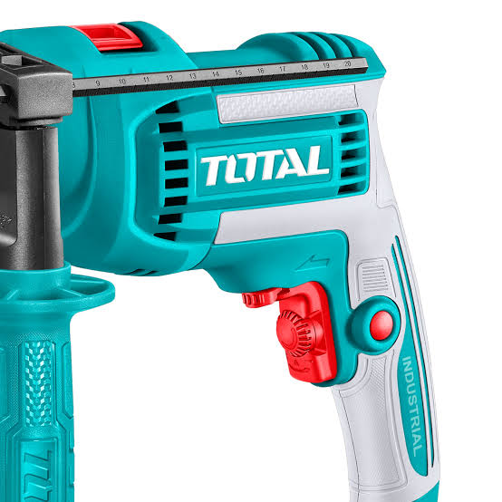 Taladro de Impacto 710W 13mm Total